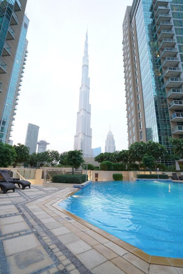Elite Royal Apartment - Full Burj Khalifa & Fountain View - Ambassador Dubai Exteriör bild